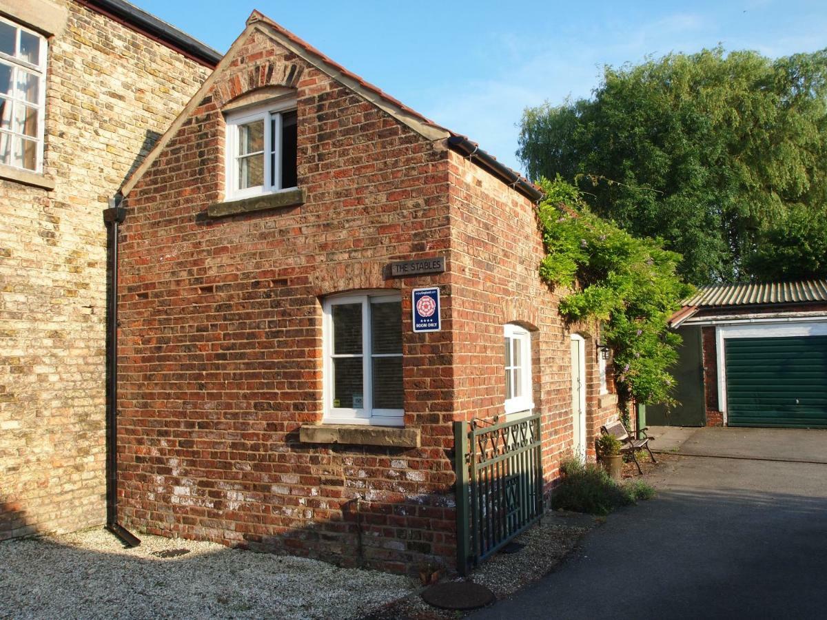 The Stables At Owlett Hall Crowle  Esterno foto
